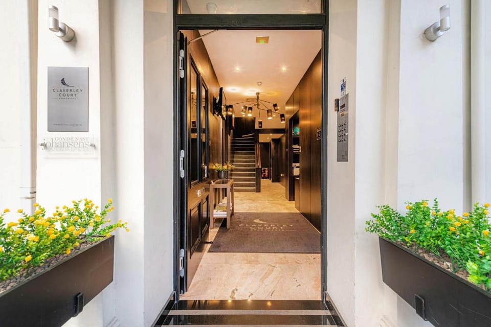 Claverley Court Apartments Knightsbridge Hotel in City of Westminster