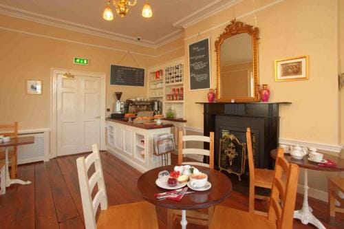 Corrib House Guest Accommodation Hotel in Galway
