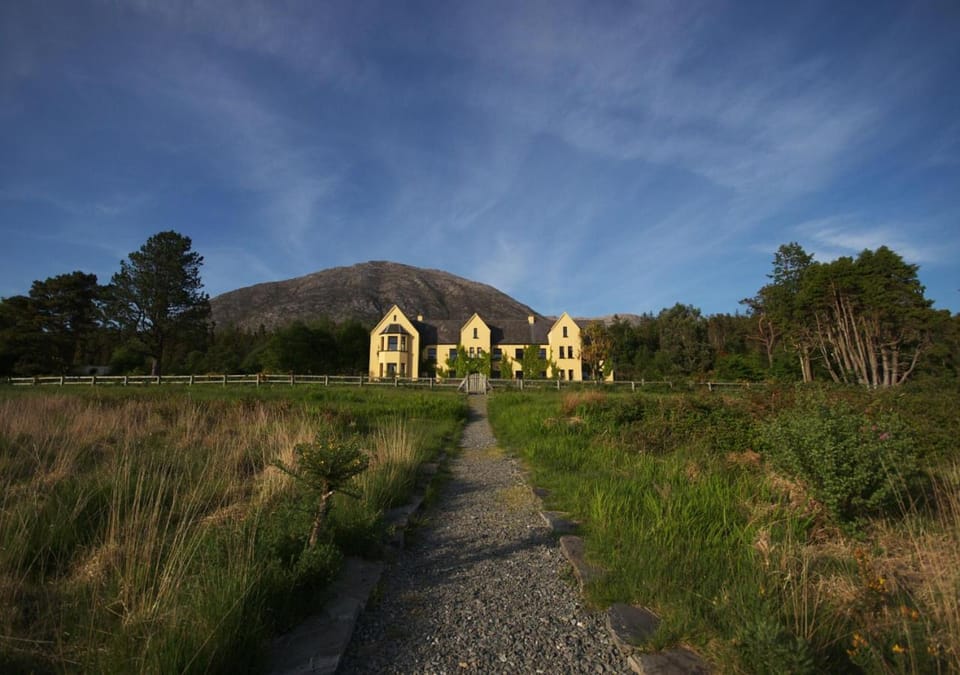 Lough Inagh Lodge Hotel Hotel in County Mayo