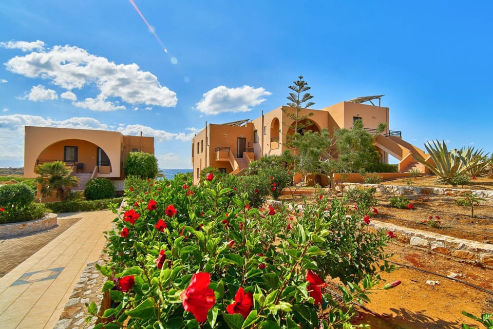 Nanakis Beach Apartments Apartment hotel in Crete