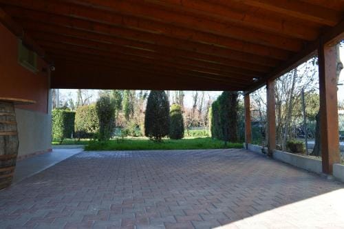 Camere Scandellara 24 Hotel in Bologna