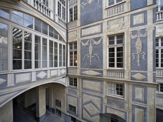 Cicala Palace Hotel in Genoa