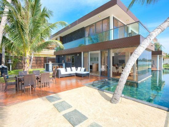 Villa U : Luxury Beachfront Pool Villa Hotel in Ko Samui