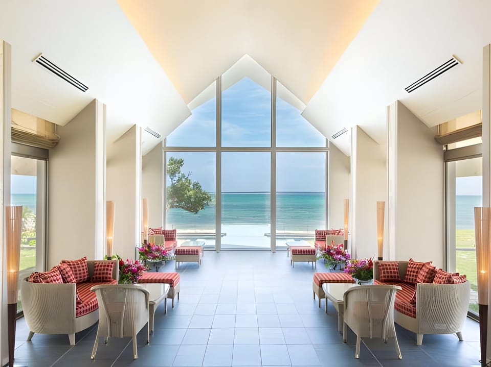 Beach Hotel Sunshine Ishigakijima Hotel in Okinawa Prefecture