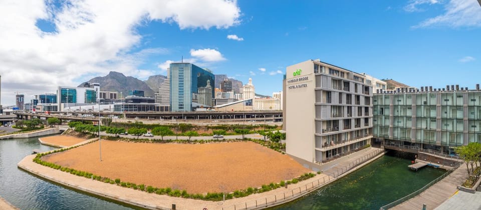 Aha Harbour Bridge Hotel & Suites Hotel in Cape Town