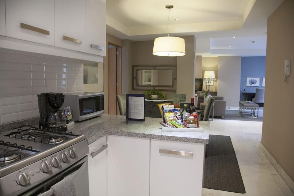 Pennsylvania Suites Hotel in Mexico City