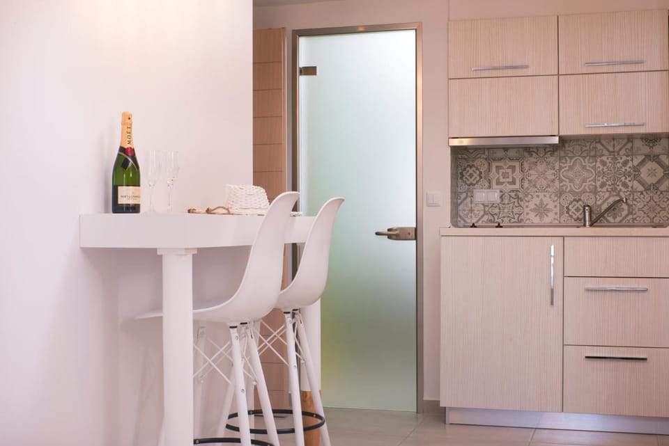 Estian Deluxe Hotel in Limenaria