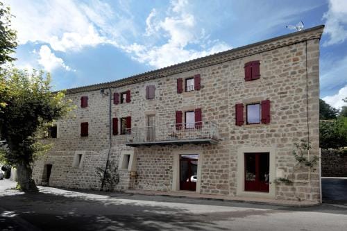 Chambre d'hote avec jacuzzi Hotel in Provence-Alpes-Côte d'Azur