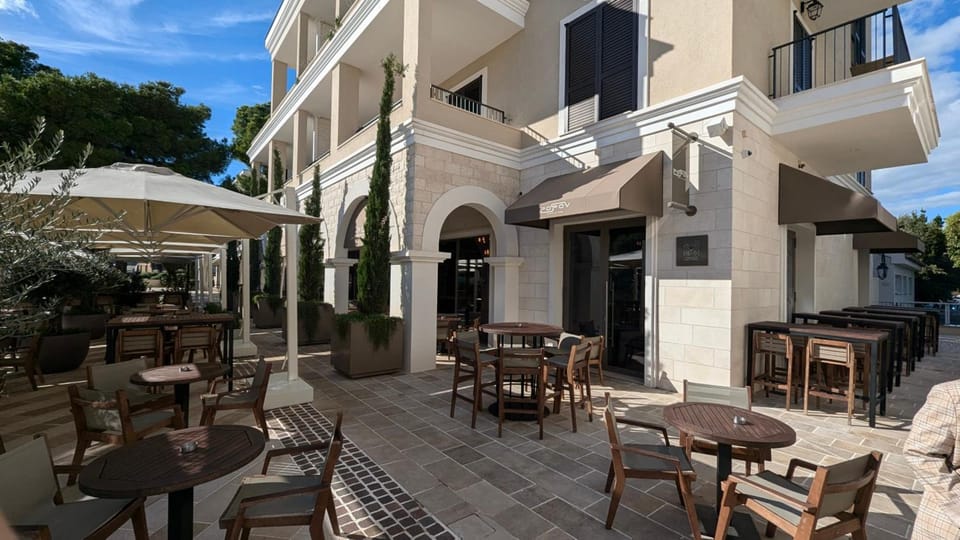 Lustica Apartments Central Bay Hotel in Kotor Municipality