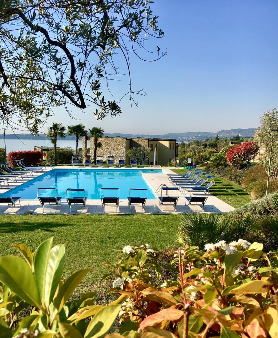 Relais Rosa Dei Venti -Ciao Vacanze- Hotel in Lake Garda