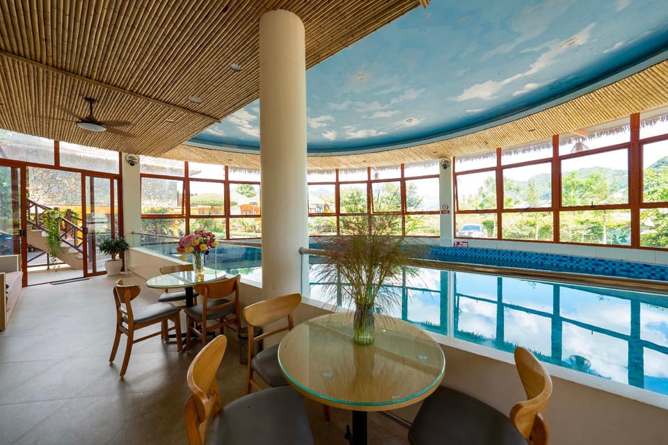 Swimming pool