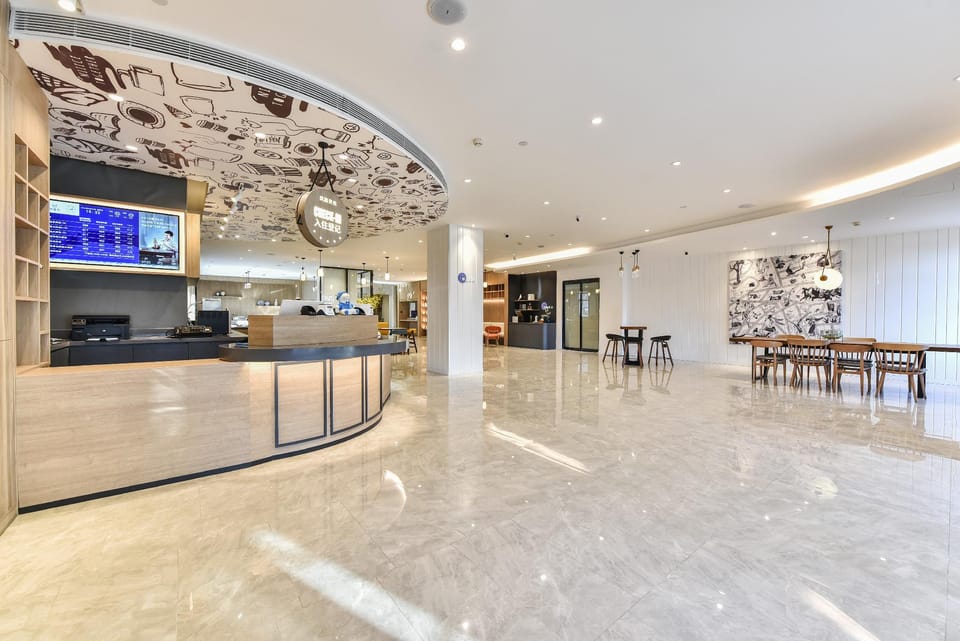 Hanting Premium Hotel Beijing Zongbu Jidi Kefeng Bridge Hotel in Beijing