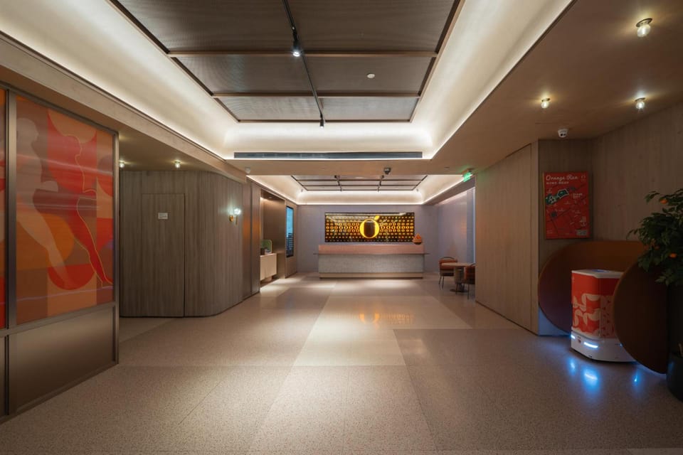 Orange Hotel Shanghai Xizang North Road Metro Station Hotel in Shanghai