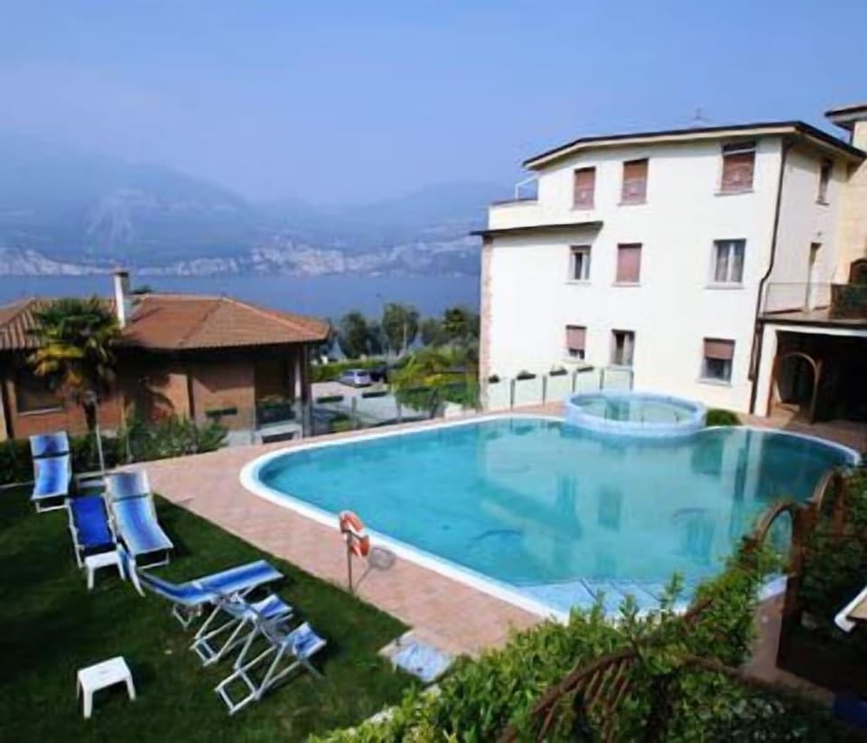Residence Villa Margherita Hotel in Brenzone sul Garda