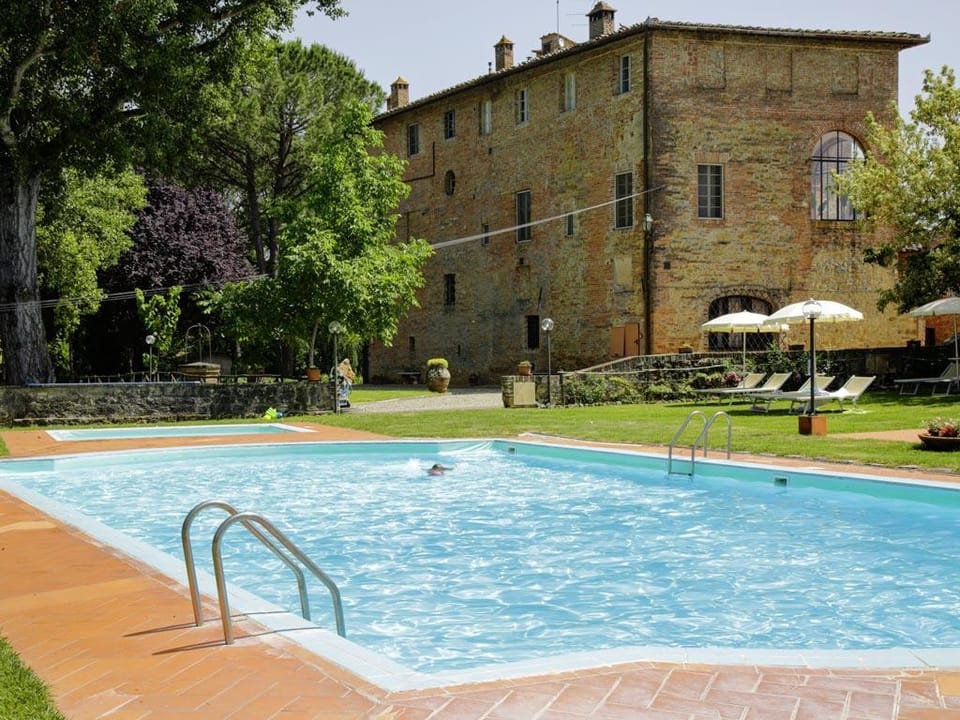 San Lorenzo a Linari Resort Apartment hotel in Tuscany