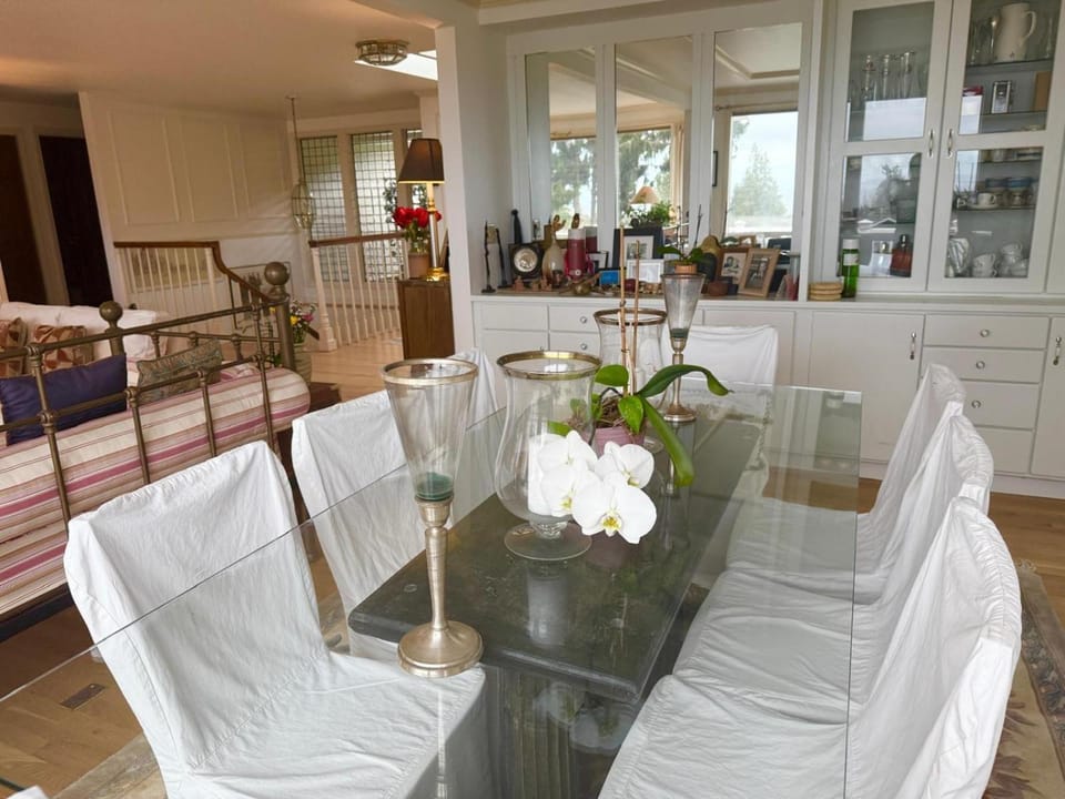 Villa Rivarola Hotel in Edmonds