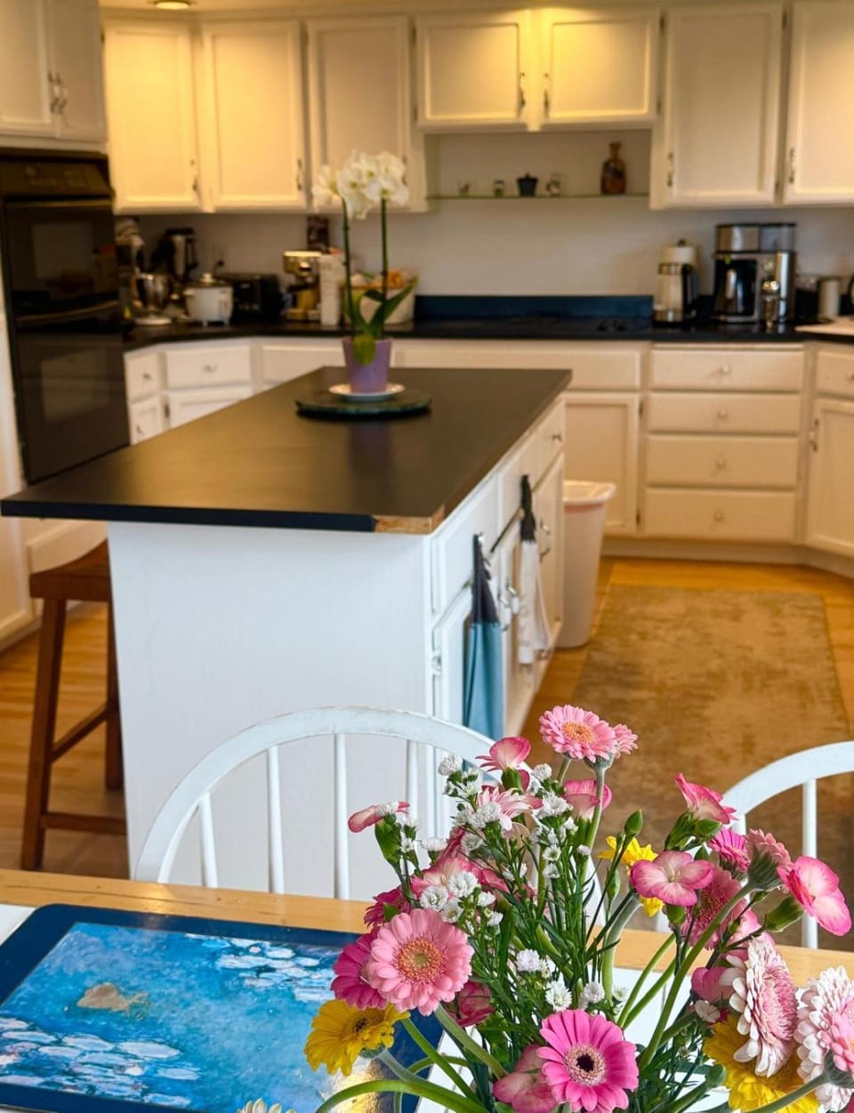Villa Rivarola Hotel in Edmonds