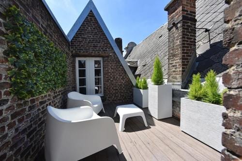 La cour des grands Hotel in Arras