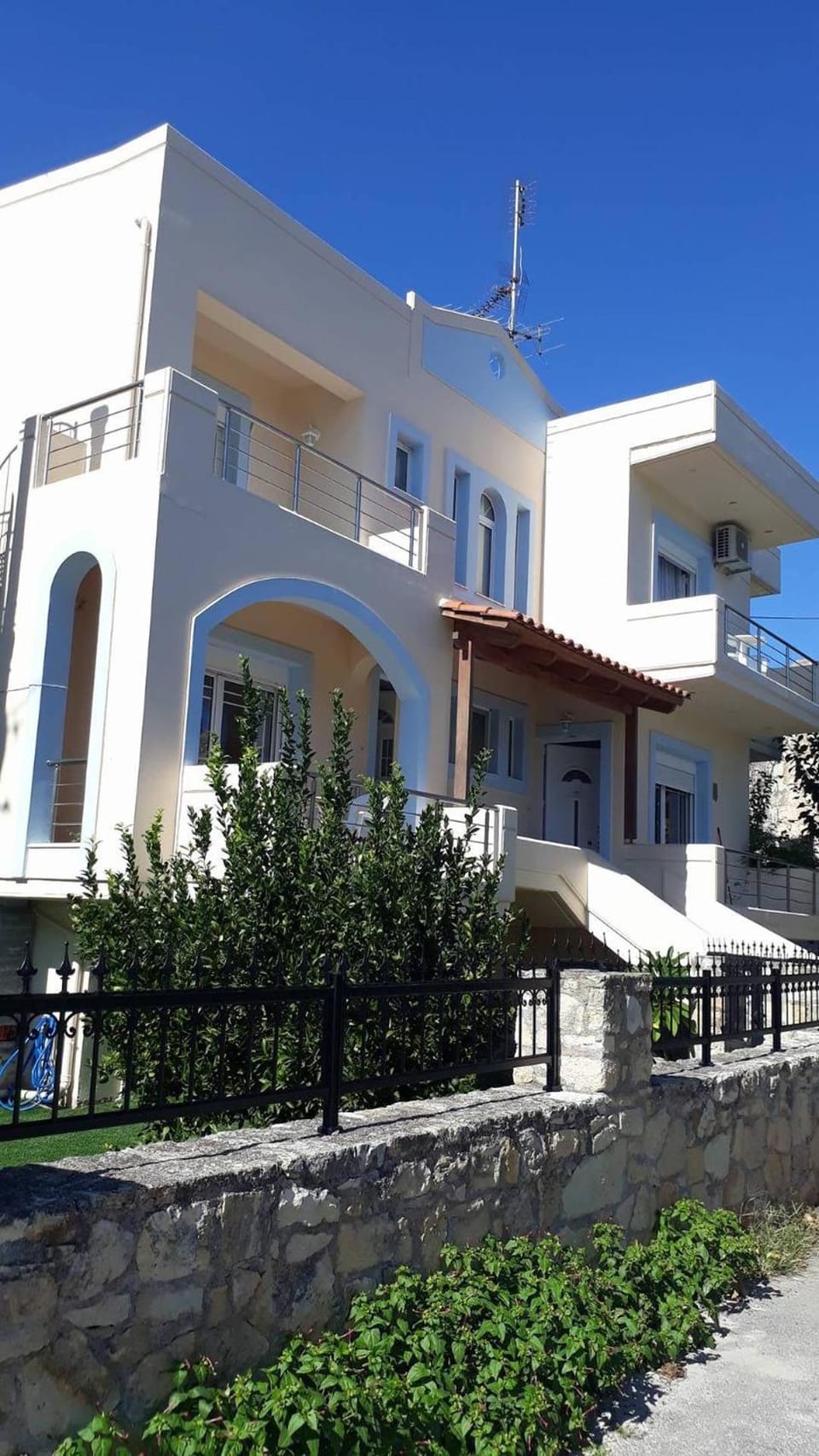 Olympic View Guesthouse Hotel in Crete