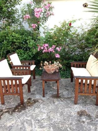 Apartment in villa, private pool, big garden, close to sea and Old Zadar town Hotel in Zadar