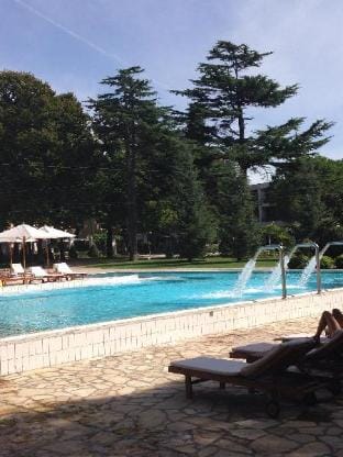 Apartment in villa, big garden, private pool, close to beach and Zadar town Hotel in Zadar