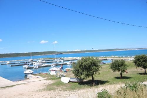 Groundfloor apartment Rustica with 2 bedrooms Hotel in Zadar County
