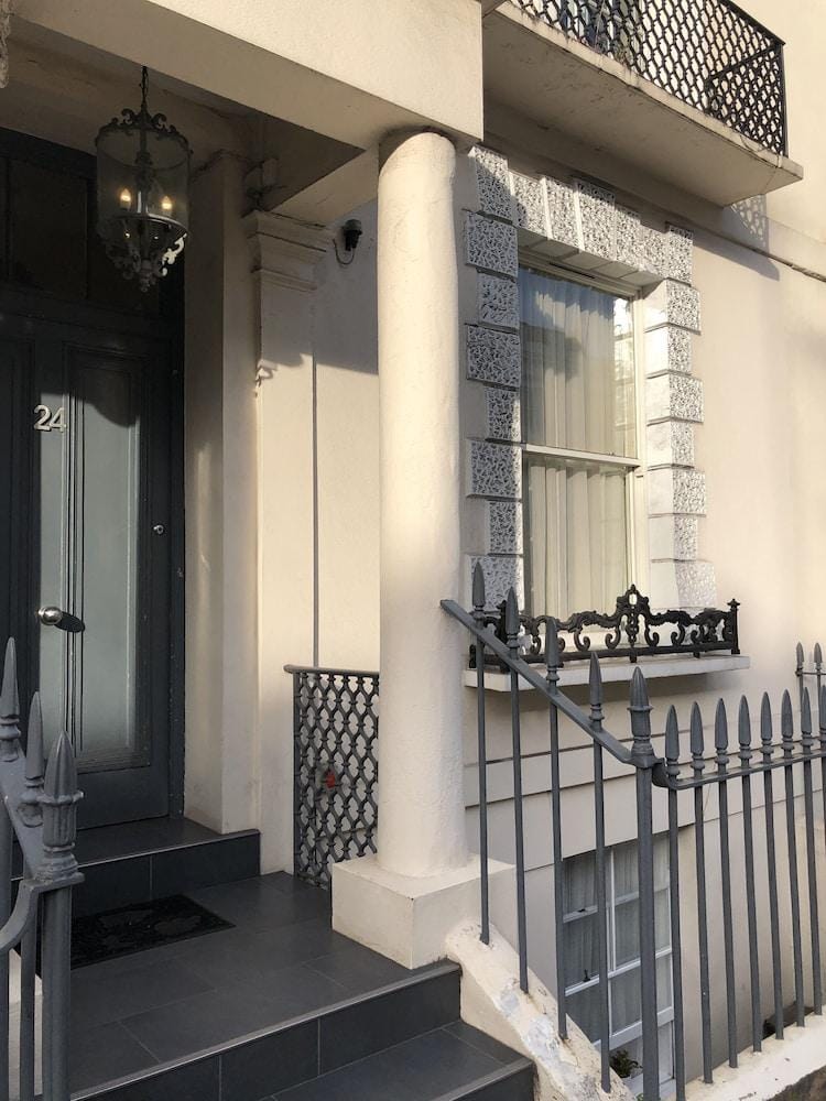 Victorian Loft Living Hotel 22 Hotel in City of Westminster