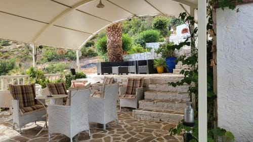 Apartments Offer All Modern Comforts Hotel in Piskopiano