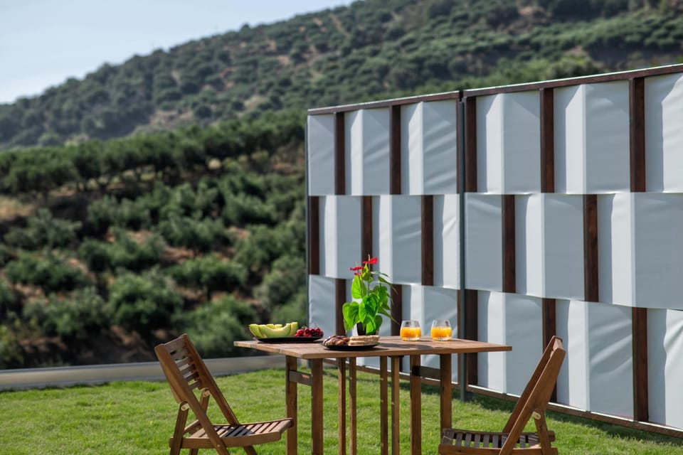 Chrisanthi Villas Hotel in Crete