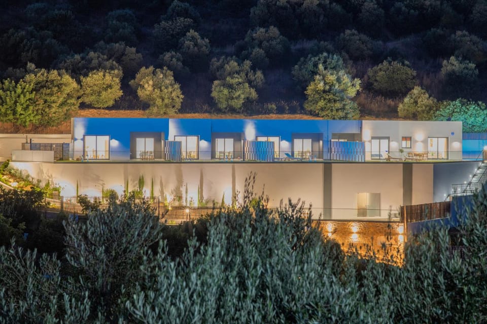 Chrisanthi Villas Hotel in Crete