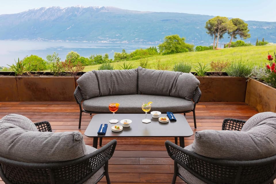 Boutique Hotel Villa Sostaga Hotel in Lake Garda