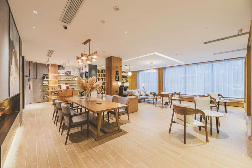 Atour Hotel Ningbo Jishigang Outlets Hotel in Zhejiang