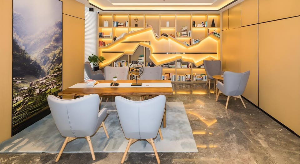 Atour Hotel Linyi High-Speed Railway Station Yimeng Bei Road Hotel in Jiangsu