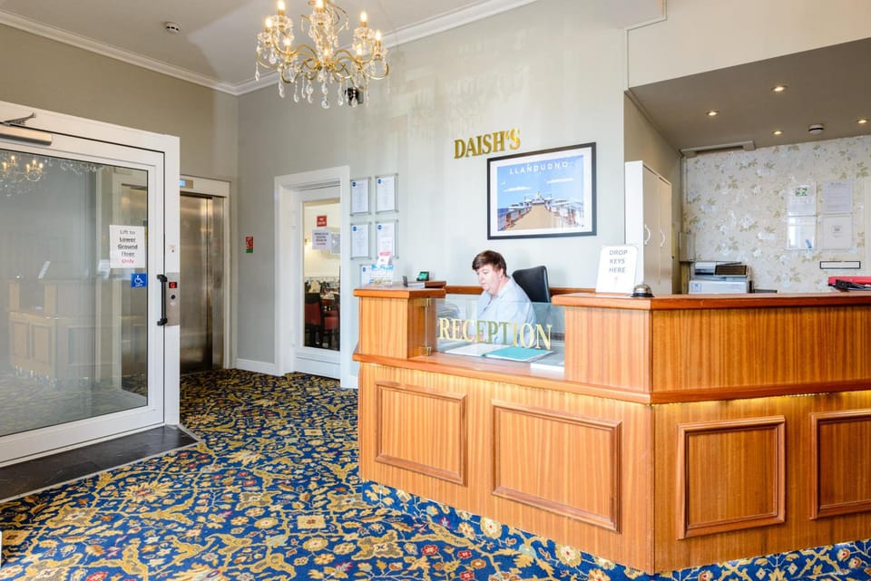 Somerset Hotel Hotel in Llandudno