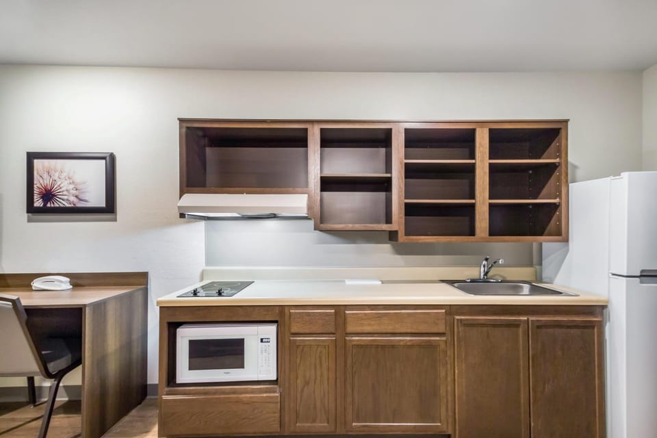 WoodSpring Suites Chicago Addison Hotel in Illinois