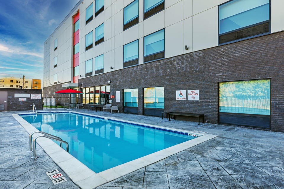 Avid Hotels Bentonville - Rogers By IHG Hotel in Rogers