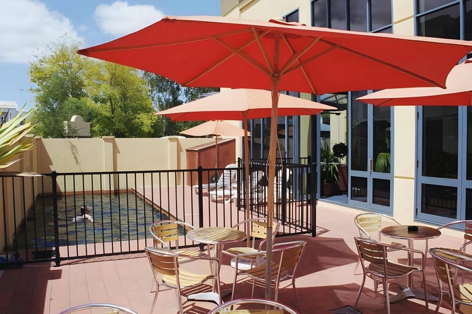 Ventura Inn & Suites Hamilton Hotel in Hamilton