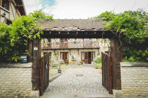 Chambres d'hotes du Moulin de Fourges Hotel in Île-de-France