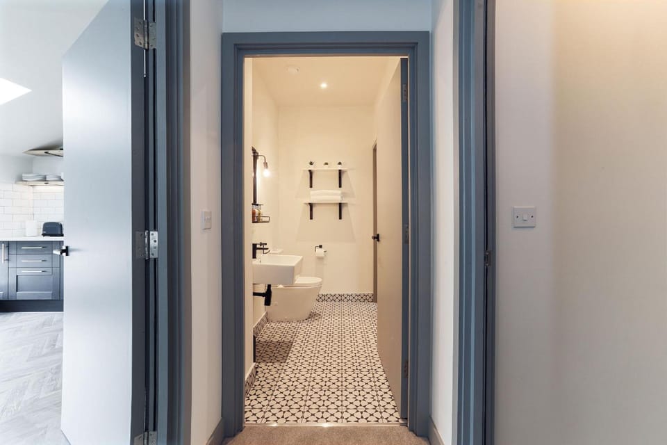 Goodstay Apartments by Urban Space Hotel in Barry
