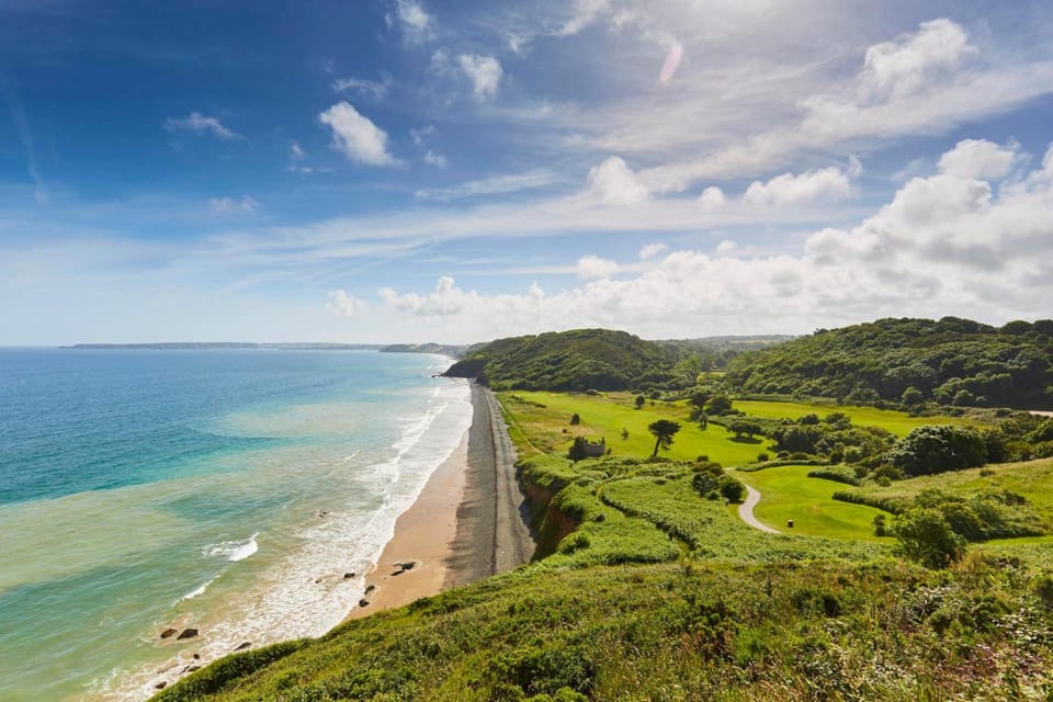 Artefact Hotel in Brittany
