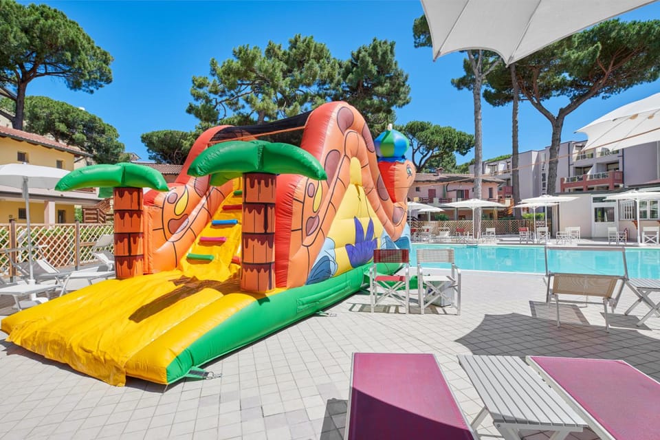 Residence Poggio Dei Pini Hotel in Marina Romea