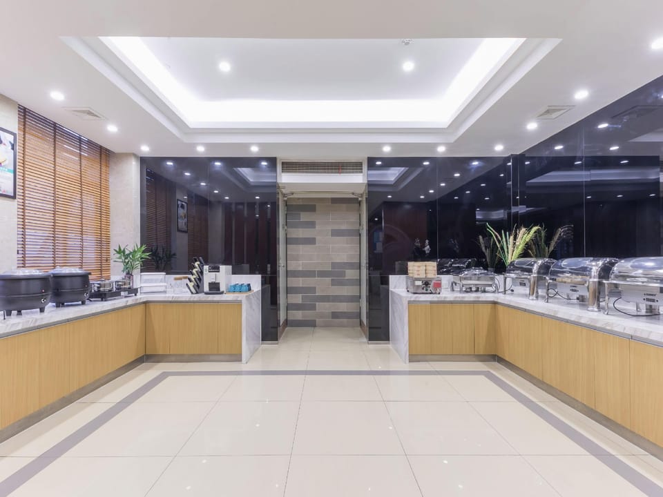 Jinjiang Inn Suzhou High-Tech Zong High-Speed Railway Station Baiyang Bay Hotel in Suzhou