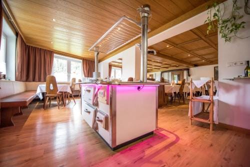 Alpin Garni die kleine Post Hotel in Trentino-South Tyrol