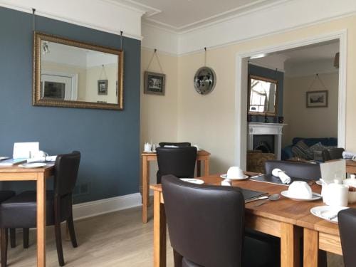 The Alendale Guesthouse Hotel in Weymouth