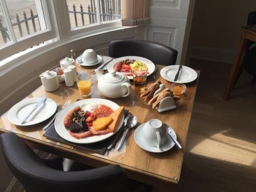 The Alendale Guesthouse Hotel in Weymouth