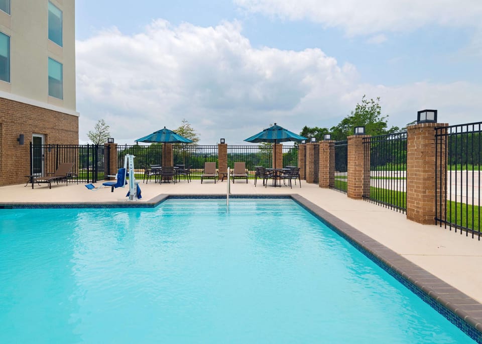 Hyatt Place Austin Lake Travis/Four Points Hotel in Austin