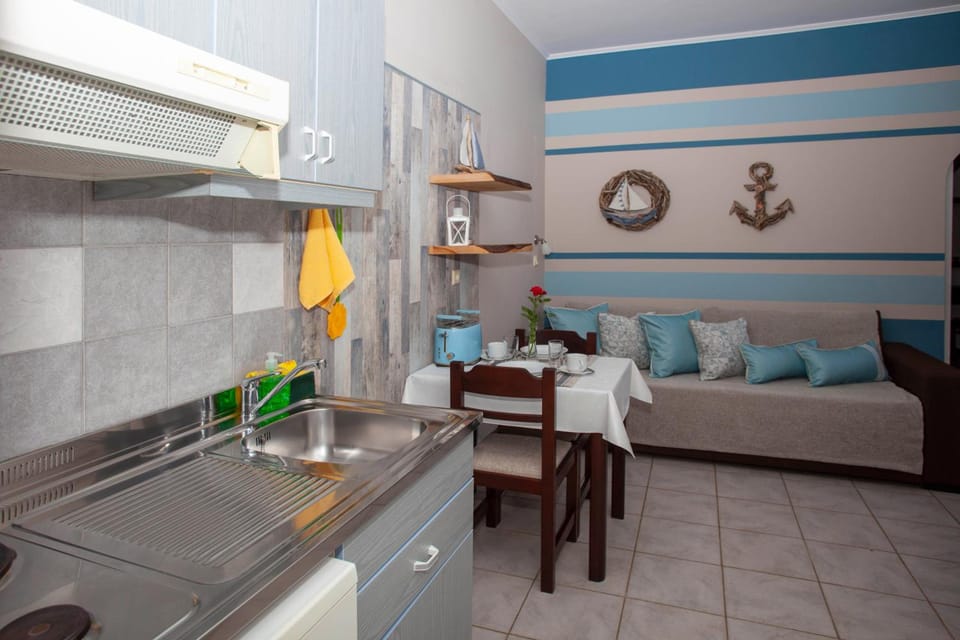 Nostalgia Apartments Hotel in Crete