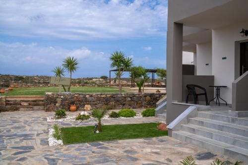 Lafo Rooms Hotel in Crete