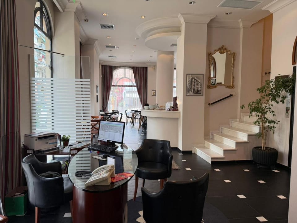 Athens Lotus Hotel Hotel in Athens