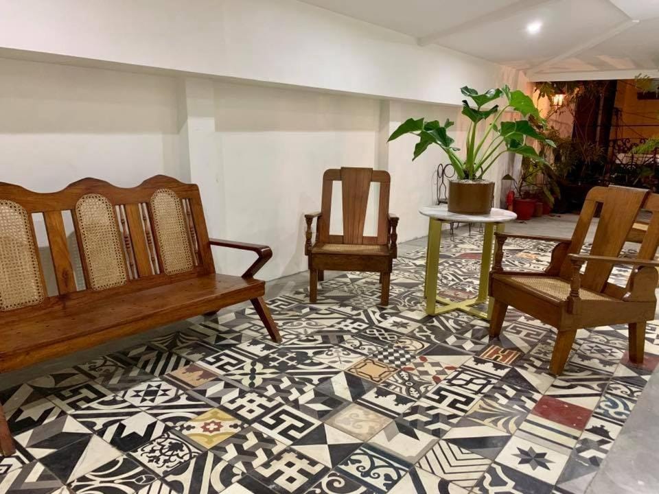Courtyard Hotel Hotel in Pasay